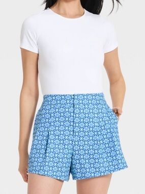 NWT All in Motion Women’s High Rise Floral Print 4in Golf Shorts in size Medium